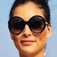 Elieselouise Meztelen