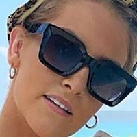 Elise Dalby Meztelen