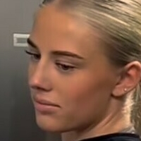 Ellie Maack Meztelen