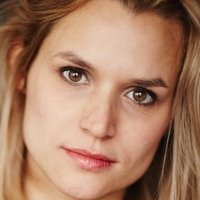 Elsa Madeleine Meztelen