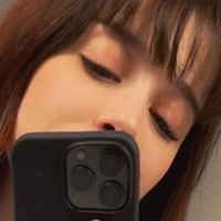 EmiliaNSFW Meztelen