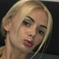 Emily_Blonde Meztelen