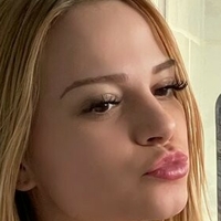 Emily Bridges Meztelen