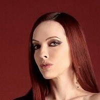 Emily Marilyn Meztelen