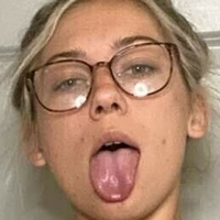 emilywillis18 Meztelen