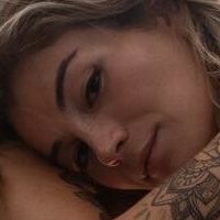 Emma_littleTs Meztelen
