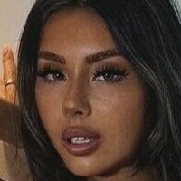Erika Tsukita Meztelen