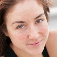 Erin Karpluk Meztelen