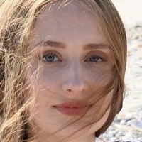 Erin Pink Meztelen