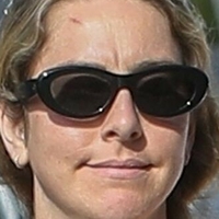 Este Haim Meztelen