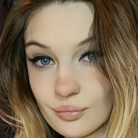 Eva Zolia Meztelen