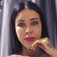 Fay Sexy Tatoo Meztelen