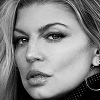 Fergie Meztelen