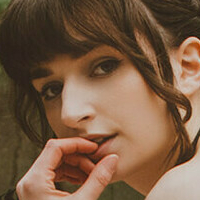 Flora Rodgers Meztelen