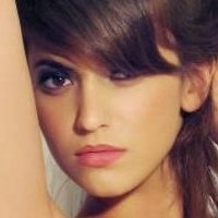 Francoise Boufhal Meztelen