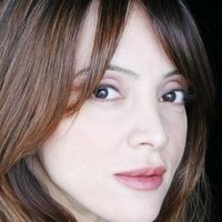 Frida Betrani Meztelen