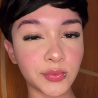 Gatuninha Meztelen