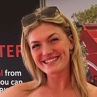 Georgina Sammut Meztelen