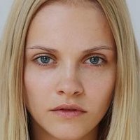 Ginta Lapina Meztelen