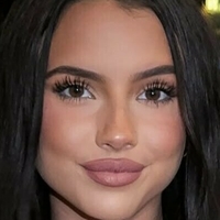 Grace Ray Meztelen