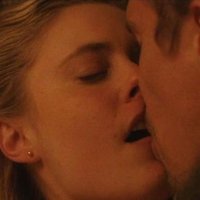 Greta Gerwig Meztelen