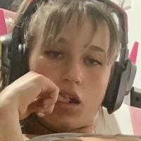 Gun Waifu Meztelen