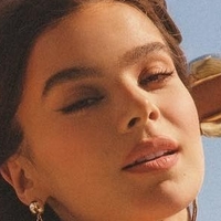 Haile Steinfeld Meztelen