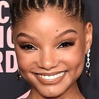 Halle Bailey Meztelen