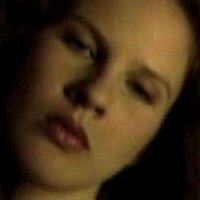 Hannah Barth Meztelen