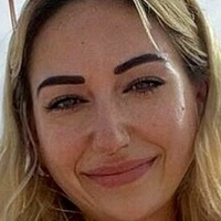 Hannah Helena Meztelen