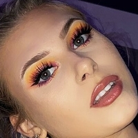Hannah Simpson Meztelen