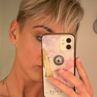 Hayley Carter Meztelen