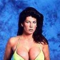 Holly Body Meztelen