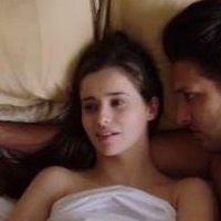 Holly Earl Meztelen