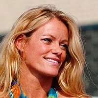 Inge de Bruijn Meztelen