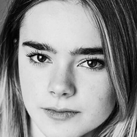 Isabella Sermon Meztelen