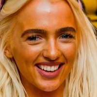 Isabelle Warburton Meztelen