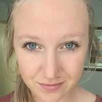 its-kt Meztelen