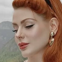 Ivana Zotel Meztelen
