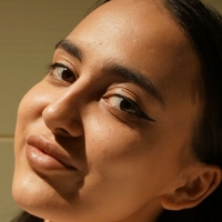 Jasmine Meztelen