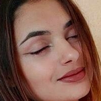jaynique Meztelen