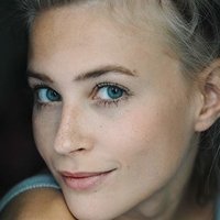 Jeanne Goursaud Meztelen