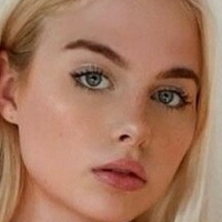 Jellina Meztelen