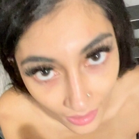 Jenelle Mathew Meztelen