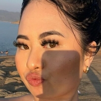 Jennifer Vang Meztelen