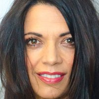 Jenny Powell Meztelen