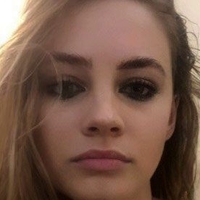 Josephine Langford Meztelen