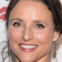 Julia Louise Dreyfus Meztelen