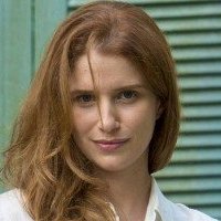 Julia Lund Meztelen
