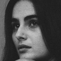 Julia Moreno Montes Meztelen